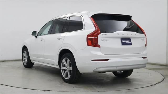 2022 Volvo XC90 T5 Momentum 7 Passenger