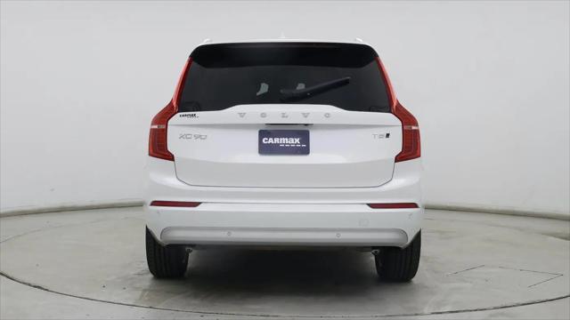 2022 Volvo XC90 T5 Momentum 7 Passenger