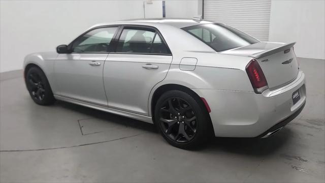 2022 Chrysler 300 S