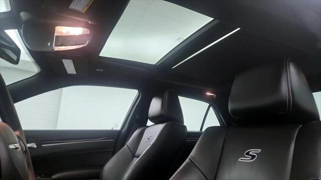 2022 Chrysler 300 S