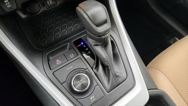 2023 Toyota RAV4 Hybrid LE