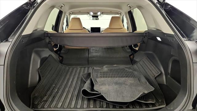2023 Toyota RAV4 Hybrid LE