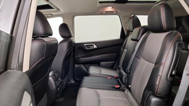 2019 Nissan Pathfinder SL