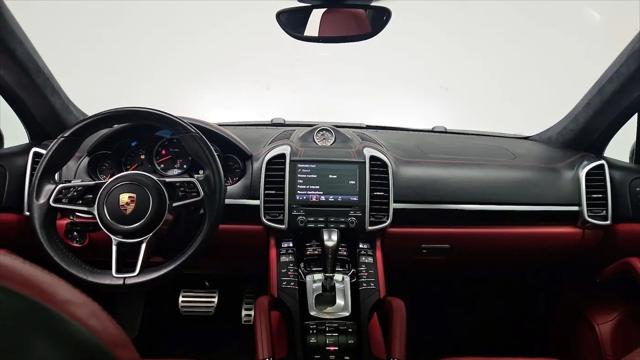 2017 Porsche Cayenne Turbo