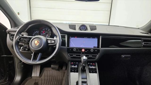2024 Porsche Macan Macan