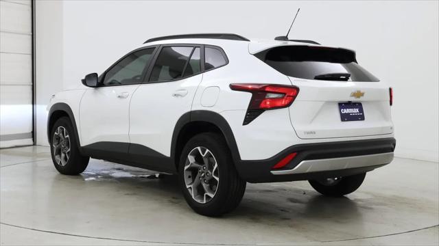 2025 Chevrolet Trax FWD LT