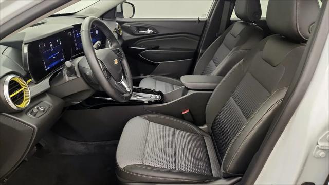 2025 Chevrolet Trax FWD LT