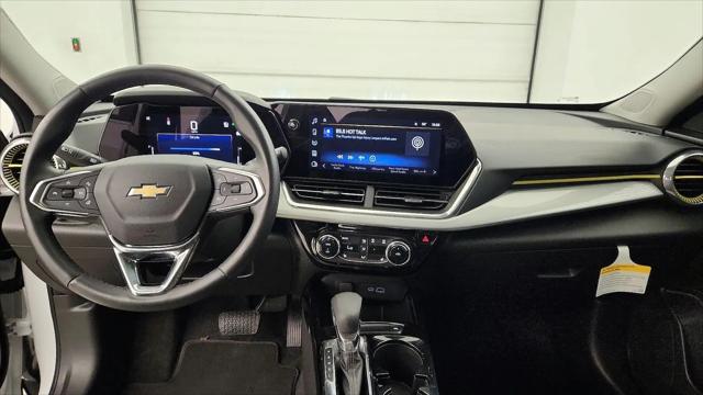 2025 Chevrolet Trax FWD LT