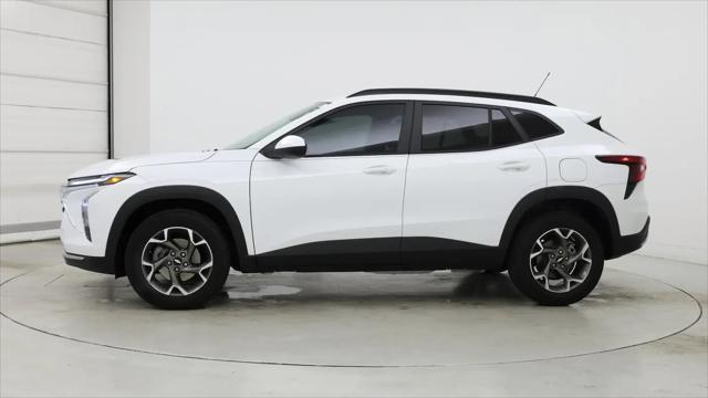 2025 Chevrolet Trax FWD LT