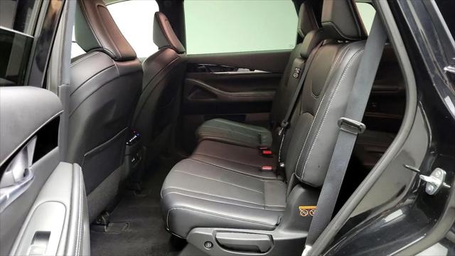 2023 INFINITI QX60 PURE AWD
