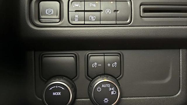 2023 Chevrolet Suburban 2WD LT