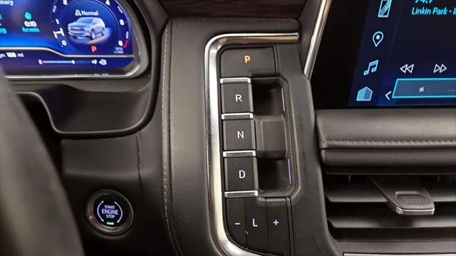 2023 Chevrolet Suburban 2WD LT