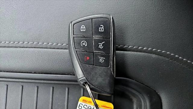 2023 Chevrolet Suburban 2WD LT