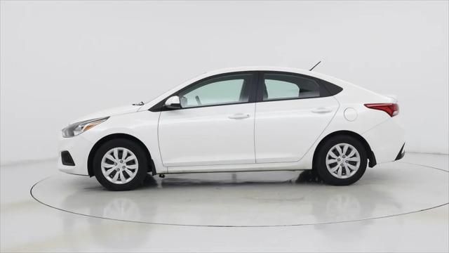 2022 Hyundai Accent SE