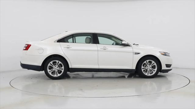 2016 Ford Taurus SEL