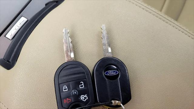 2016 Ford Taurus SEL