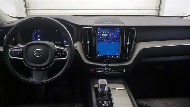 2022 Volvo XC60 B5 Inscription
