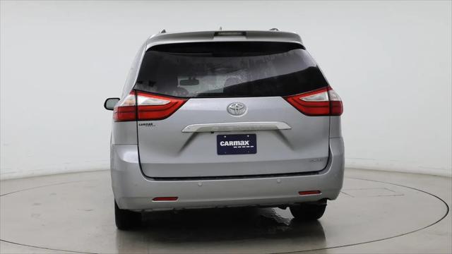 2016 Toyota Sienna XLE Premium 8 Passenger
