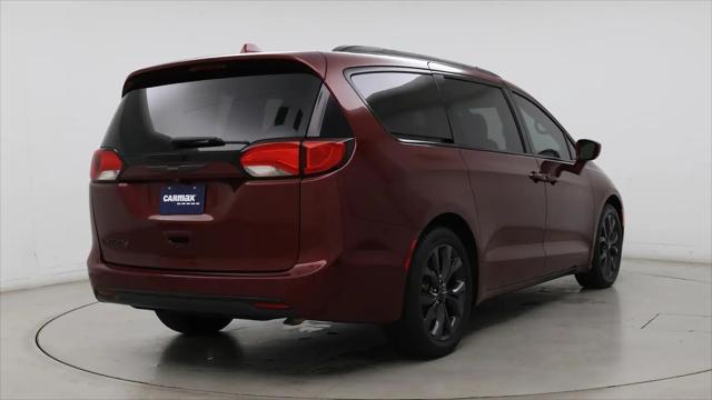 2020 Chrysler Pacifica Touring L Plus