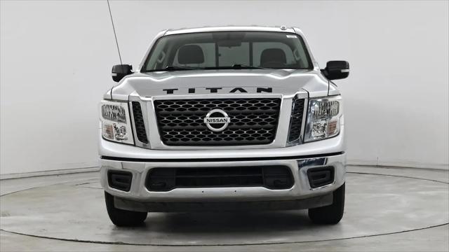 2017 Nissan Titan SV