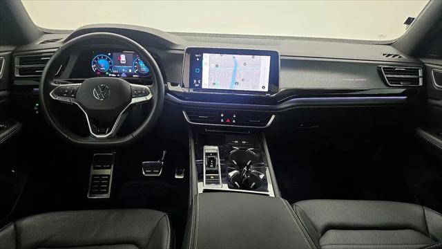 2024 Volkswagen Atlas Cross Sport 2.0T SEL R-Line