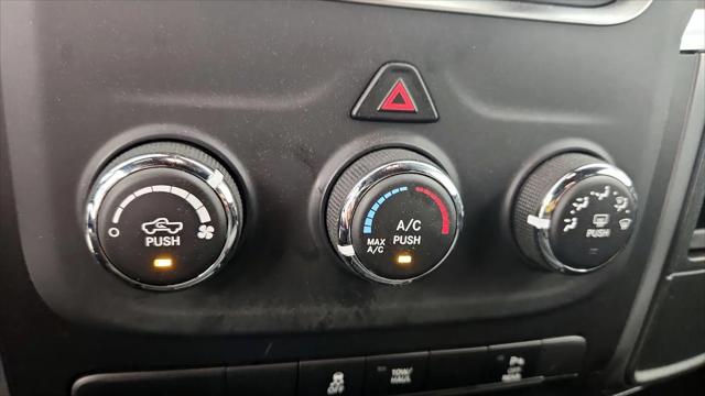 2024 Ram 1500 Classic Warlock Crew Cab 4x4 5'7" Box