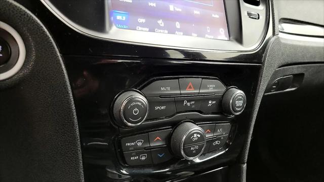2022 Chrysler 300 S