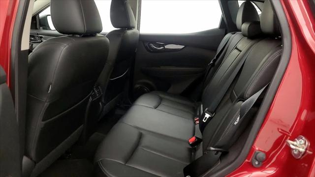 2022 Nissan Rogue Sport SL AWD Xtronic CVT