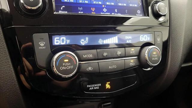 2022 Nissan Rogue Sport SL AWD Xtronic CVT