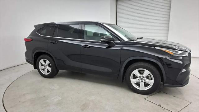 2021 Toyota Highlander LE