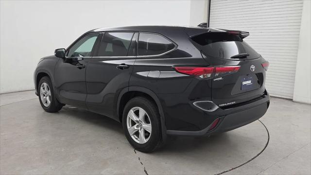 2021 Toyota Highlander LE