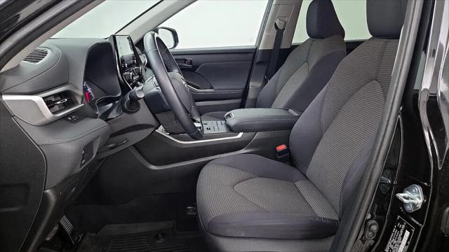 2021 Toyota Highlander LE