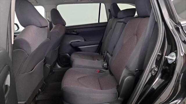 2021 Toyota Highlander LE