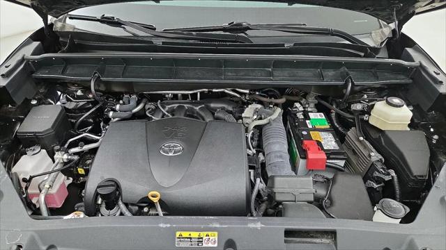 2021 Toyota Highlander LE