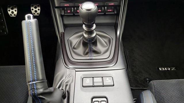 2025 Subaru BRZ tS