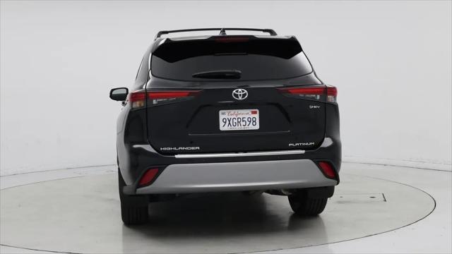 2026 Toyota Highlander Hybrid Platinum