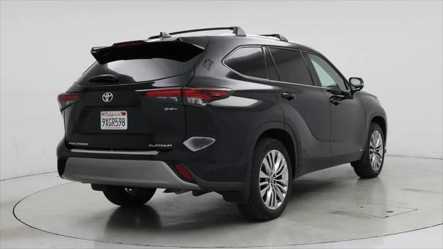 2026 Toyota Highlander Hybrid Platinum