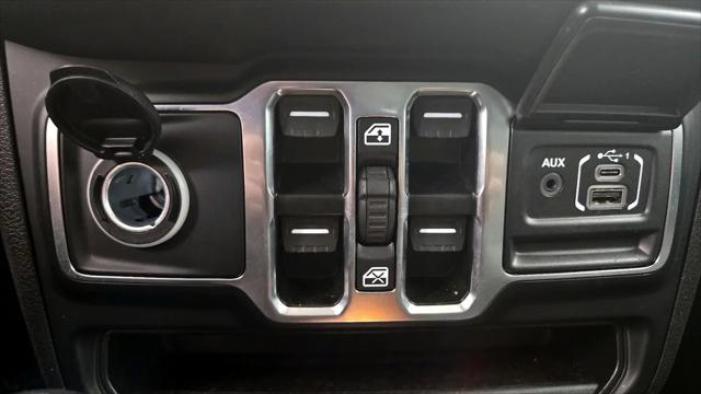 2025 Jeep Wrangler 4-Door Summit 4x4