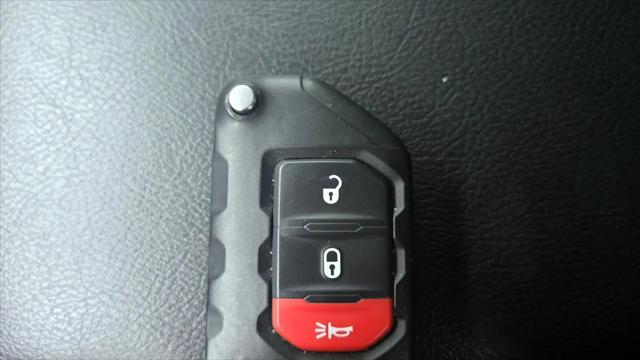 2025 Jeep Wrangler 4-Door Summit 4x4