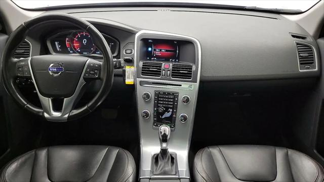 2017 Volvo XC60 T6 Dynamic