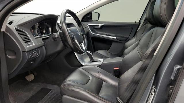 2017 Volvo XC60 T6 Dynamic