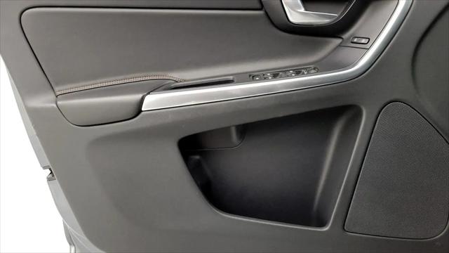 2017 Volvo XC60 T6 Dynamic