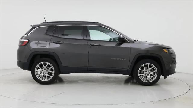 2022 Jeep Compass Latitude Lux 4x4