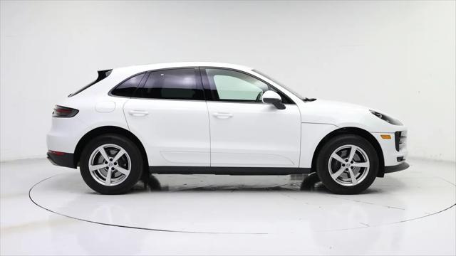 2020 Porsche Macan Macan