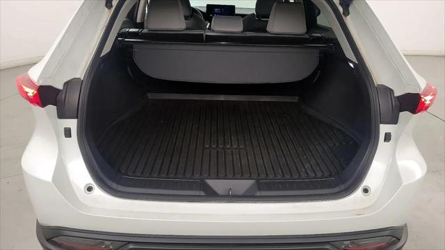 2023 Toyota Venza LE
