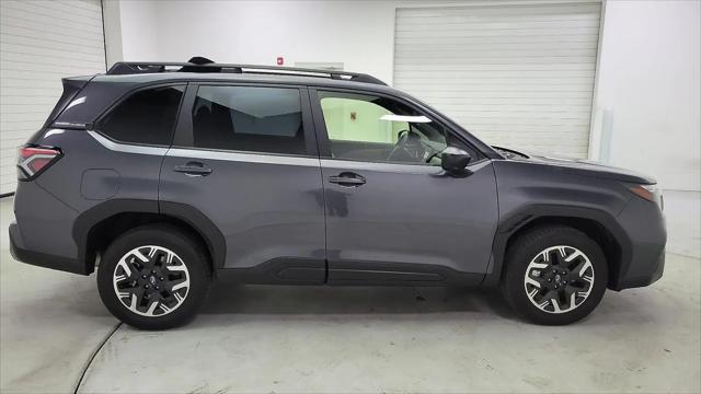 2025 Subaru Forester Base