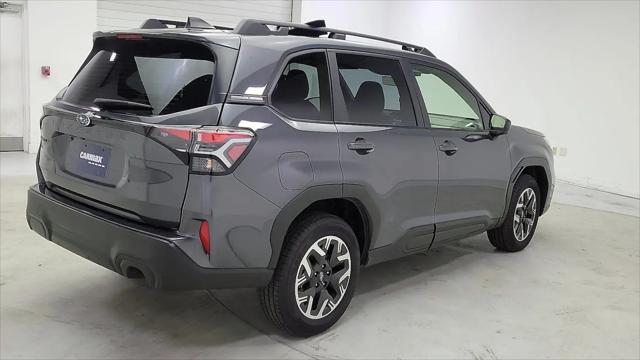 2025 Subaru Forester Base