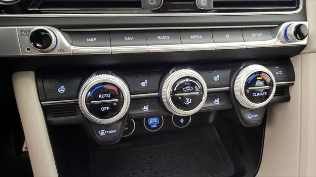 2023 Genesis G70 2.0T AWD