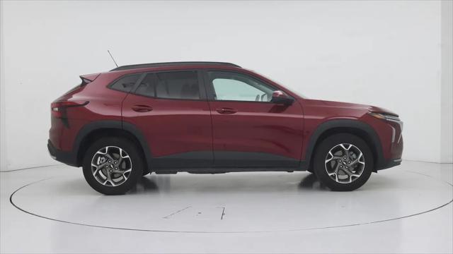 2025 Chevrolet Trax FWD LT