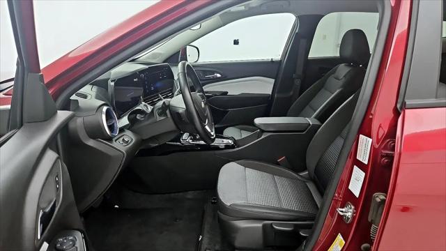 2025 Chevrolet Trax FWD LT